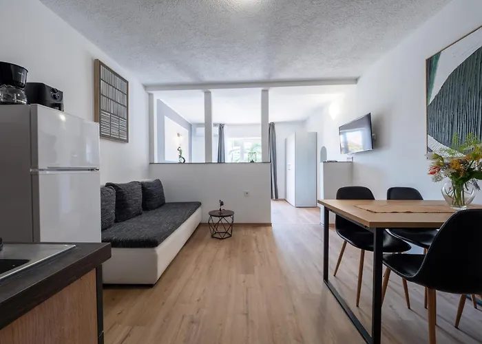 Cozy Appartement Pula
